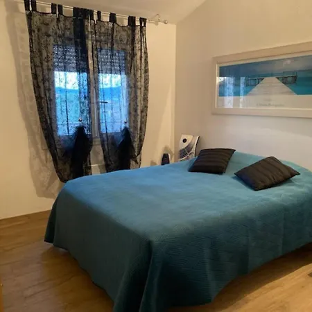 Holiday home La Maison Du Bonheur Octon